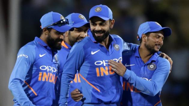 India's Virat Kohli, center, celebrates with teammates after winning the second one-day international cricket match against Australia in Nagpur, India, Tuesday, March 5, 2019(AP)