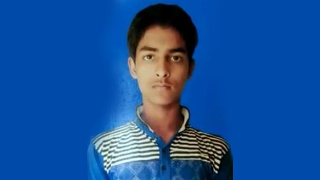 17-year-old Shariq from Haridwar district, who was killed in a grenade blast in Jammu bus stand on Thursday, had gone there a day ago to learn tailoring from his uncle to support his family.(HT PHOTO)