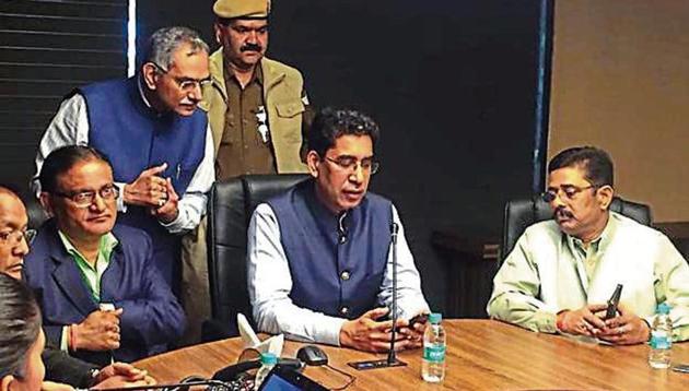 The app and the call centre were launched by Greater Noida CEO Narendra Bhooshan from the authority’s head office. (HTPhoto) The app and the call centre were launched by Greater Noida CEO Narendra Bhooshan from the authority’s head office. (HTPhoto)