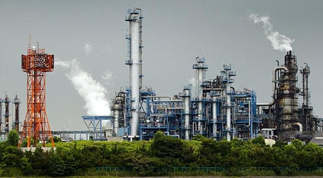 Industries claiming to be run on agro-based fuel, to bring down pollution in the NCR, could be hoodwinking pollution controlling authorities by taking advantage of a loophole in a 2018 notification of the Union government, apprehends the Environment Pollution (Prevention & Control) Authority (EPCA).(Reuters File photo)