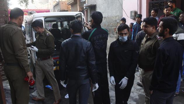 A 42-year-old man died after his room at Vijay Park in Sector 8 caught fire early on Wednesday morning. Fire department officials identified the man as Om Prakash Bhaweja alias Bittu who lived alone in his rented room on Madan Puri road. (Yogendra Kumar/HT PHOTO) A 42-year-old man died after his room at Vijay Park in Sector 8 caught fire early on Wednesday morning. Fire department officials identified the man as Om Prakash Bhaweja alias Bittu who lived alone in his rented room on Madan Puri road. (Yogendra Kumar/HT PHOTO)