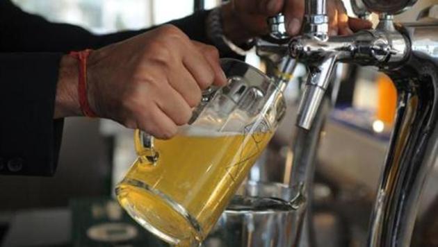 Only one day in Gurugram will be completely dry mandates Haryana government’s new liquor licencing policy. Liquor will be served after 5pm on all “dry days” except Gandhi Jayanti (October 2).(HT File Photo) Only one day in Gurugram will be completely dry mandates Haryana government’s new liquor licencing policy. Liquor will be served after 5pm on all “dry days” except Gandhi Jayanti (October 2).(HT File Photo)