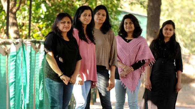 In late September 2017, five women from the Sector 47 condominium Malibu Town — Laxmi Sharma, Surabhi Rana, Rolly Jain, Seema Vijayan and Gina Krishnan —got together to brainstorm how they could better manage the condo’s daily domestic waste and do their bit for the environment by composting in-house.(Parveen Kumar/HT Photo)