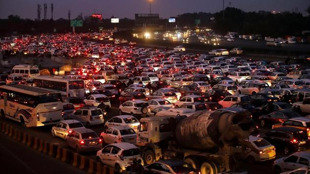 Heavy traffic jam on the Delhi-Gurgaon Expressway, in Gurugram, Haryana. (PTI) Heavy traffic jam on the Delhi-Gurgaon Expressway, in Gurugram, Haryana. (PTI)
