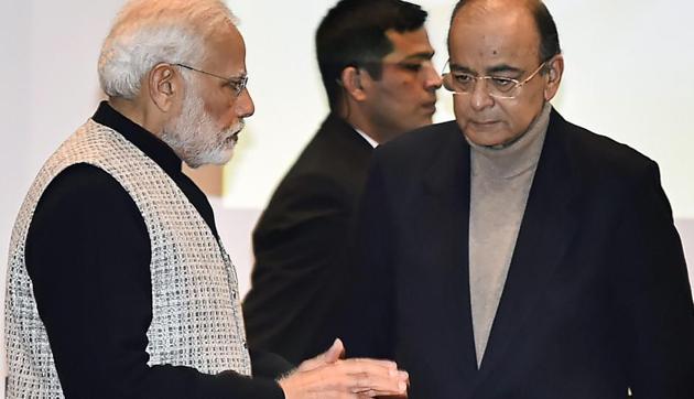 Prime minister Narendra Modi and finance minister Arun Jaitley. (PTI file photo)