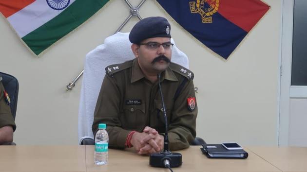 In order to better control street crime in the district of Gautam Budh Nagar, senior superintendent of police Vaibhav Krishna has formed a special 120-member team that will take to patrolling the streets by next week.(HT File Photo)