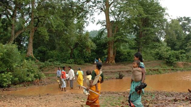 Lok Sabha Elections 2019: The forest department recognises only 10 villages as legal, while around 110 villages have illegal status in the Saranda forest division in Jharkhand’s West Singhbhum. (HT File Photo) Lok Sabha Elections 2019: The forest department recognises only 10 villages as legal, while around 110 villages have illegal status in the Saranda forest division in Jharkhand’s West Singhbhum. (HT File Photo)