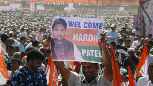 Three years after he made the whole nation take note of him by leading the Patidar youths’ agitation for quota in education and jobs, Hardik Patel now needs to walk the tight rope in carving out his path to Delhi.(Siddhraj Solanki/HT)