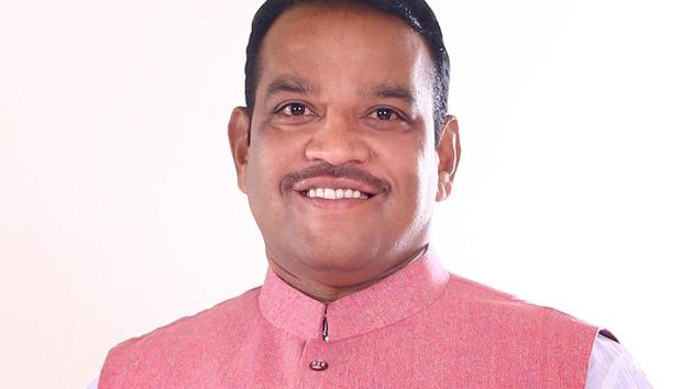 Maval MP Shrirang Barne is confident that the Lok Sabha constituency will remain with Shiv Sena in Lok Sabha Elections 2019.(HT File Photo)