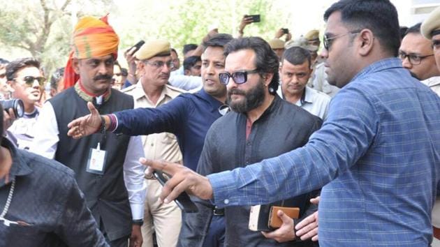 The Rajasthan High Court has issued notices to Bollywood actors Saif Ali Khan, Tabu, Sonali Bendre, Neelam and a local resident, Dushyant Singh, in connection with the hunting of two blackbucks in 1998. The state government had filed a leave-to-appeal in the High Court against the acquittal of the five accused. (HT Archive) 