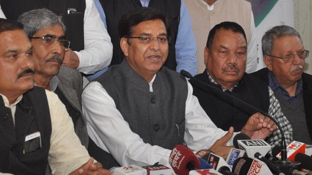 Uttarakhand Congress president Pritam Singh addressed media on Tuesday, March 12, 2019.(Vinay Santosh Kumar / HT Photo)