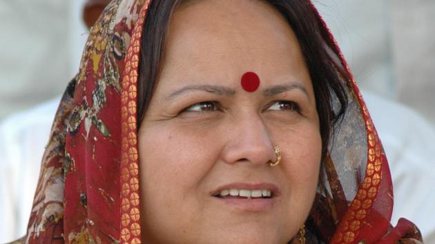 Seema Upadhaya was elected from MP from Fatehpur Sikri when she defeated Congress leader Raj Babbar in the 2009 parliamentary election.(HT)