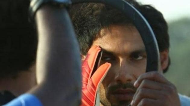 Shahid Kapoor shared a new picture from the sets of Kabir Singh.(Instagram)