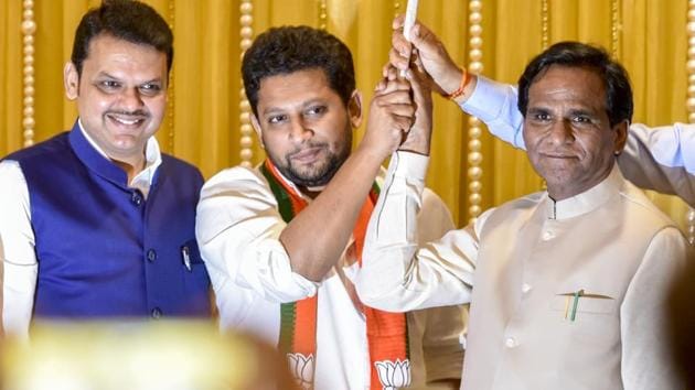 Sujay’s step is seen as a setback for Vikhe Patils, one of Maharashtra’s prominent political families (Kunal Patil/HT Photo) Sujay’s step is seen as a setback for Vikhe Patils, one of Maharashtra’s prominent political families (Kunal Patil/HT Photo)