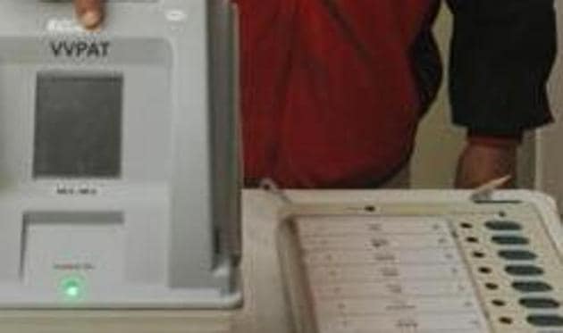 Mumbaiites have reasons for voting, from the lofty to the banal. (HT File photo) Mumbaiites have reasons for voting, from the lofty to the banal. (HT File photo)