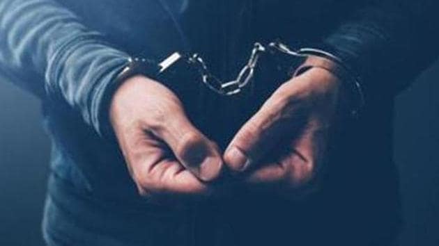 27-year-old man arrested on extortion charges(Getty Images/iStockphoto)