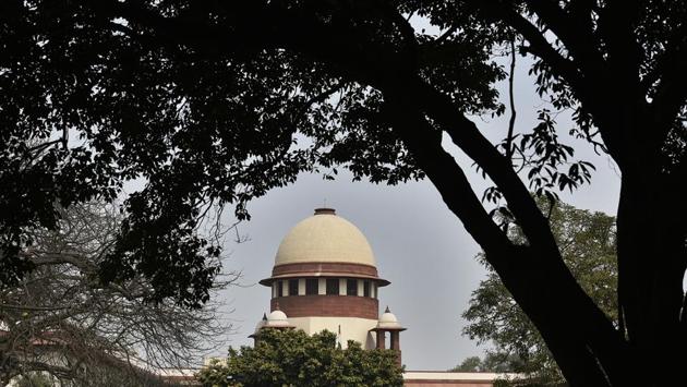 On Friday, the Supreme Court sought the Election Commission’s response on a plea by Opposition leaders seeking counting of Voter Verifiable Paper Audit Trail (VVPAT) slips of 50% of EVMs in each constituency before the Lok Sabha results are declared. A bench comprising Chief Justice Ranjan Gogoi and Justices Deepak Gupta and Sanjiv Khanna listed the plea for March 25 and asked the EC to depute an officer to assist the court. (Biplov Bhuyan / HT File) On Friday, the Supreme Court sought the Election Commission’s response on a plea by Opposition leaders seeking counting of Voter Verifiable Paper Audit Trail (VVPAT) slips of 50% of EVMs in each constituency before the Lok Sabha results are declared. A bench comprising Chief Justice Ranjan Gogoi and Justices Deepak Gupta and Sanjiv Khanna listed the plea for March 25 and asked the EC to depute an officer to assist the court. (Biplov Bhuyan / HT File)