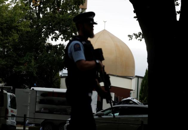 A police officer patrols outside Masjid Al Noor mosque after Friday's mosque attacks in Christchurch, New Zealand, March 16, 2019. REUTERS/Jorge Silva (REUTERS) A police officer patrols outside Masjid Al Noor mosque after Friday's mosque attacks in Christchurch, New Zealand, March 16, 2019. REUTERS/Jorge Silva (REUTERS)