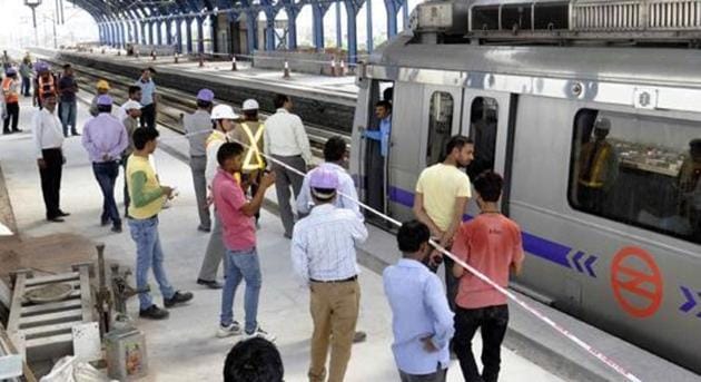 Officers said the station had to be partially cordoned off for the public till the dog squad and bomb detection teams arrived and cleared the man’s bag as non-threatening. The man was let off after a Rs 500 fine and a written apology. (Picture for representation) Officers said the station had to be partially cordoned off for the public till the dog squad and bomb detection teams arrived and cleared the man’s bag as non-threatening. The man was let off after a Rs 500 fine and a written apology. (Picture for representation)