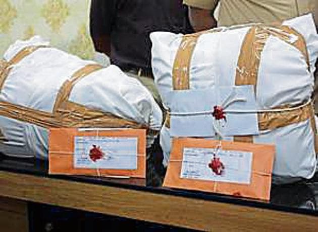 The seized drugs are worth <span class='webrupee'>?</span>3 crore, said Navghar police.(Praful Gangurde)