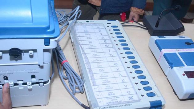 An Electronic Voting Machine (EVM) and a Voter Verifiable Paper Audit Trail (VVPAT).(Sakib Ali / Hindustan Times)