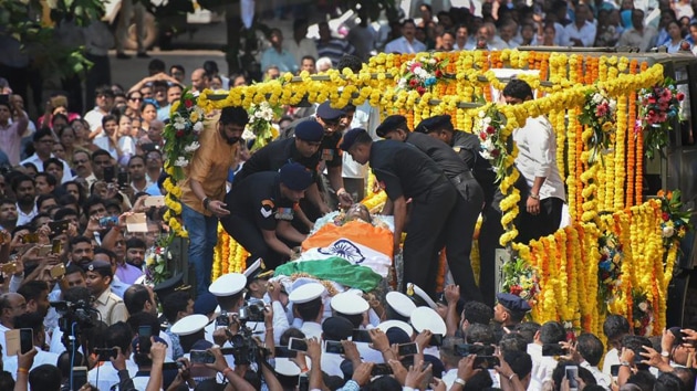 The funeral procession of Goa chief minister Manohar Parrikar who was cremated with state honours on Monday.(HT PHOTO)