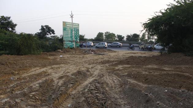 Residents and proprietors owning land in areas notified under Punjab Land Preservation Act (PLPA) in Gurugram and Faridabad have alleged the PLPA contradicts the National Capital Region Planning Board’s (NCRPB) Regional Plan, 2021, for the NCR. (Photo by Yogendra Kumar/Hindustan Times)(Yogendra Kumar/HT PHOTO)