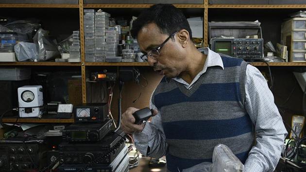 An amateur radio buff for 29 years, 56-year-old Sofi likes to homebrew his own equipment. he spends two hours – between 8:30 and 10:30 pm every day — designing new circuits, testing his equipment with other stations for signal and voice quality. Sofi says ham radio is a calling of those who are passionate about electronics and have a scientific bent of mind. (Biplov Bhuyan / HT Photo) An amateur radio buff for 29 years, 56-year-old Sofi likes to homebrew his own equipment. he spends two hours – between 8:30 and 10:30 pm every day — designing new circuits, testing his equipment with other stations for signal and voice quality. Sofi says ham radio is a calling of those who are passionate about electronics and have a scientific bent of mind. (Biplov Bhuyan / HT Photo)