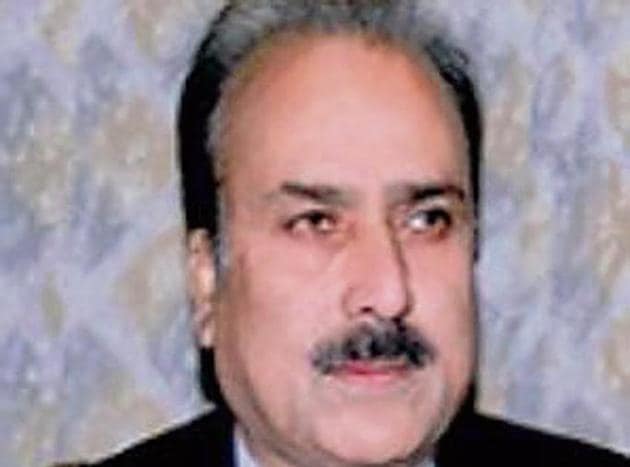 The National Conference (NC) has fielded former Jammu and Kashmir high court judge Justice (retd) Hasnain Masoodi, known for his landmark judgment on Article 370, from the Anantnag Lok Sabha constituency.(HT File)