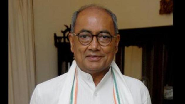 Senior Congress Digvijaya Singh has said that he is ready to accept the challenge of contesting from seat considered weak for the party in Madhya Pradesh if party president Rahul Gandhi asks him to do so. Senior Congress Digvijaya Singh has said that he is ready to accept the challenge of contesting from seat considered weak for the party in Madhya Pradesh if party president Rahul Gandhi asks him to do so.