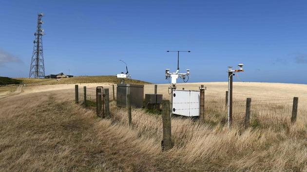 When the wind blows from the southwest, Cleland and his team capture a sample using finely tuned instruments. Their kit is so sensitive that delivery trucks chugging down the dirt track from the nearest town -- an hour away -- are all logged, in case they potentially skew the readings. (William West / AFP) When the wind blows from the southwest, Cleland and his team capture a sample using finely tuned instruments. Their kit is so sensitive that delivery trucks chugging down the dirt track from the nearest town -- an hour away -- are all logged, in case they potentially skew the readings. (William West / AFP)