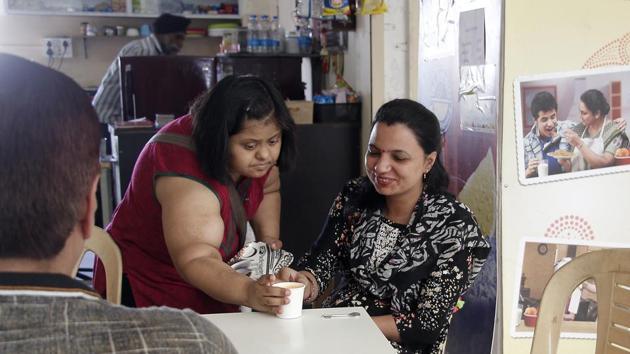 Aditi attends to customers at her cafe. And as luck would have it, Aditi found space to launch her cafe in the same premises as her mother’s office –operating independently yet close enough for comfort. (Hemanshi Kamani / HT Photo) Aditi attends to customers at her cafe. And as luck would have it, Aditi found space to launch her cafe in the same premises as her mother’s office –operating independently yet close enough for comfort. (Hemanshi Kamani / HT Photo)