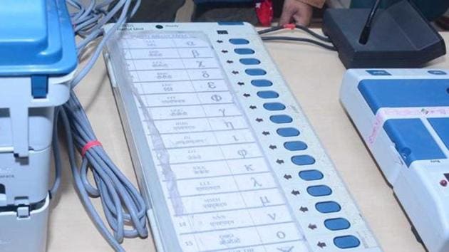 An Electronic Voting Machine (EVM) at an election office.(Sakib Ali / HT Photo)