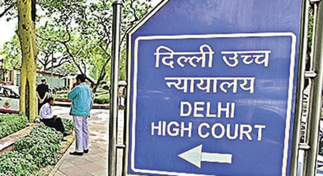 The Delhi high court, while retaining a decision by a single judge, directed the registration of FIR against former Delhi Police commissioner Neeraj Kumar and former CBI inspector Vinod Kumar Pandey for preparing forged documents in a CBI case. photo:pradeep gaur/mint