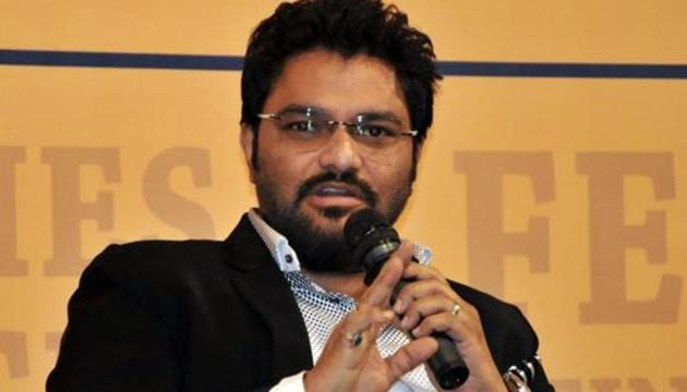 BJP leader and Union minister Babul Supriyo has been fielded from Asansol Lok Sabha constituency where he would be up against yesteryear’s actress Moon Moon Sen and CPI-M’s Gouranga Chatterjee.(HT Photo)