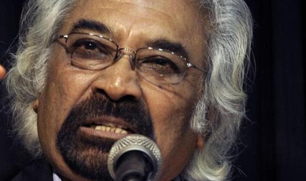 In an apparent reference to the Pulwama attack, Sam Pitroda, who heads the Indian Overseas Congress, said attacks happen all the time.(HT File Photo)