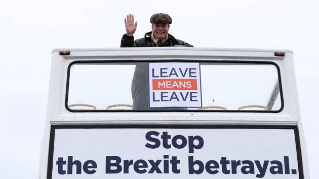 Brexit campaigner Nigel Farage gestures during ‘Brexit Betrayal’ march from Sunderland to London, in Sunderland, England. (Scott Heppell / REUTERS) Brexit campaigner Nigel Farage gestures during ‘Brexit Betrayal’ march from Sunderland to London, in Sunderland, England. (Scott Heppell / REUTERS)
