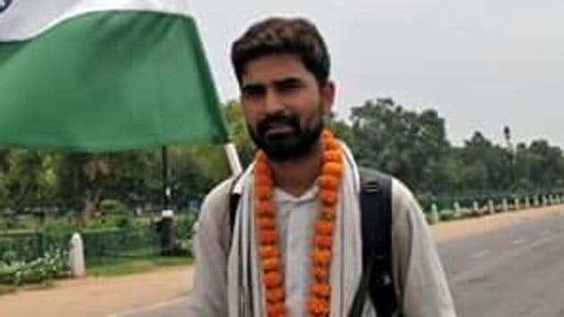 Muktikanta Biswal had walked over 1,500 km last year from Rourkela to New Delhi in his bid to meet Prime Minister Narendra Modi. He could not meet PM Modi. (Twitter) Muktikanta Biswal had walked over 1,500 km last year from Rourkela to New Delhi in his bid to meet Prime Minister Narendra Modi. He could not meet PM Modi. (Twitter)