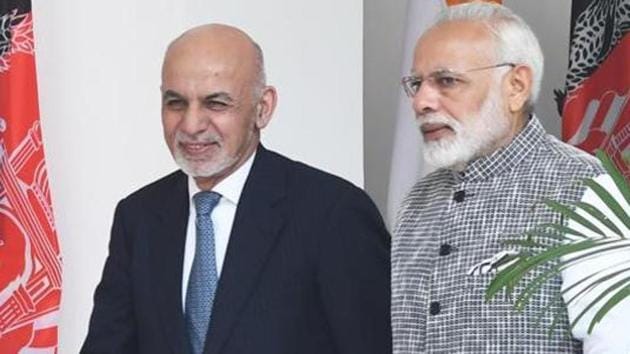 Prime Minister Narendra Modi with Afghanistan President Ashraf Ghani at Hyderabad House in New Delhi, 2017.(Mohd Zakir/HT PHOTO)