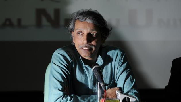 Vice-chancellor of Jawaharlal Nehru University (JNU) Jagadesh Kumar late Monday alleged that earlier in the evening, “a few hundred students broke into his residence and confined his wife to the house for several hours”.(HT File Photo) Vice-chancellor of Jawaharlal Nehru University (JNU) Jagadesh Kumar late Monday alleged that earlier in the evening, “a few hundred students broke into his residence and confined his wife to the house for several hours”.(HT File Photo)