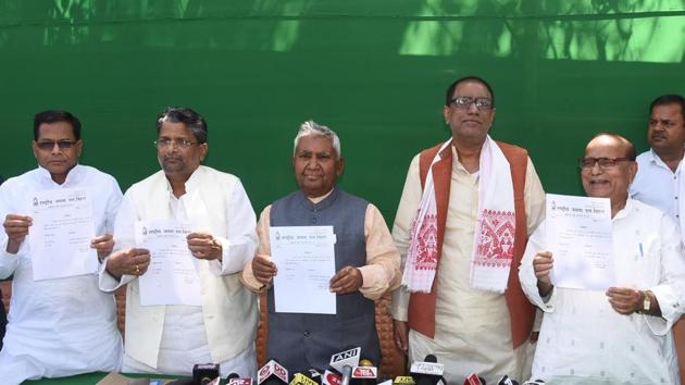 Leaders of the Rashtriya Janata Dal at a press conference in Patna, on Sunday, March 24, 2019.(Santosh Kumar / HT Photo) Leaders of the Rashtriya Janata Dal at a press conference in Patna, on Sunday, March 24, 2019.(Santosh Kumar / HT Photo)