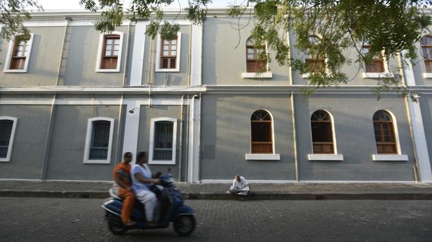 Over the years the Ashram has drawn followers from across the country and world. But many of them now miss the quiet and peace that once characterised Pondicherry. “I still remember the ’70s and ’80s. There was no traffic. Everybody was on bicycles. There were only three-four cars in Pondicherry then,” says Saikat Bhattacharya, who works at the Alliance Francaise, Puduchery. (Biplov Bhuyan / HT Photo) Over the years the Ashram has drawn followers from across the country and world. But many of them now miss the quiet and peace that once characterised Pondicherry. “I still remember the ’70s and ’80s. There was no traffic. Everybody was on bicycles. There were only three-four cars in Pondicherry then,” says Saikat Bhattacharya, who works at the Alliance Francaise, Puduchery. (Biplov Bhuyan / HT Photo)