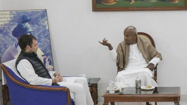 Congress president Rahul Gandhi meets former Prime Minister and Janata Dal (S) leader HD Deve Gowda at the latter's residence in New Delhi on March 6.(PTI Photo)