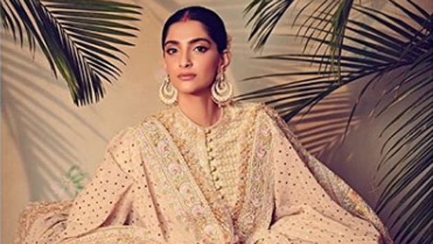 Sonam Kapoor looked beautiful in an off-white chikan anarkali by Abu Jani and Sandeep Khosla.(Sonam Kapoor/Instagram)