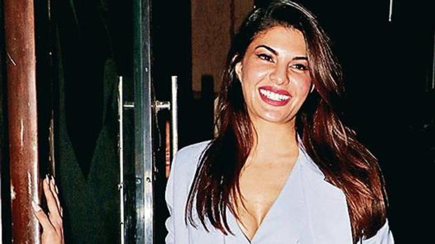 Bollywood actor Jacqueline Fernandez layers her looks like a pro.(Yogen Shah)