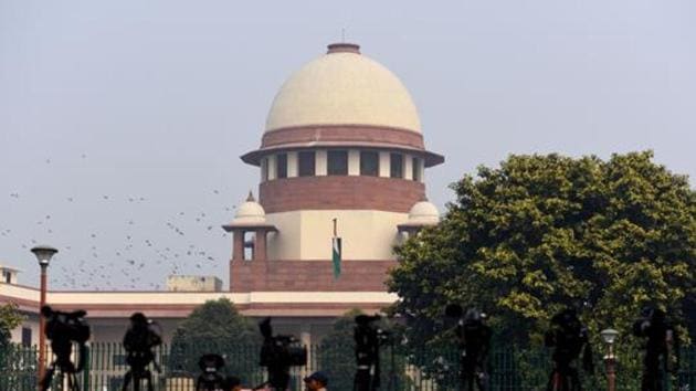 The Supreme Court on Thursday adjourned for April 8 a bunch of pleas challenging the Constitution Amendment that gives 10% reservation in jobs and education for economically weaker section of the general category.(Amal KS/HT file)