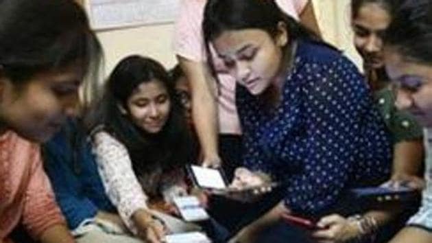 Bihar Board Intermediate Result 2019: The wait is over! Around 13 lakh candidates who had taken the Bihar Board class 12th exam can check their results tomorrow.(PTI File Photo)