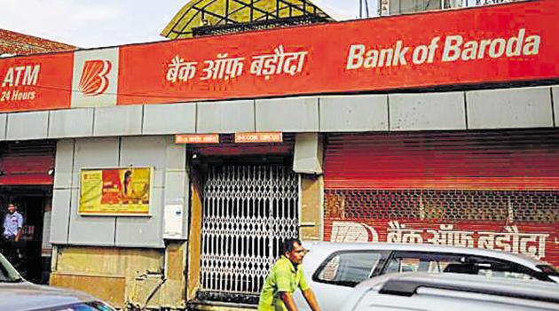 Officers at the Bank of Baroda branch in Moradabad got suspicious when a huge number of Jan Dhan account holders turned up to withdraw money Friday afternoon.(Mint File Photo)