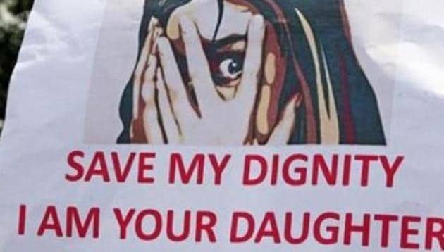 62-year-old sedates, rapes teen daughter in Thane; arrested(HT File)