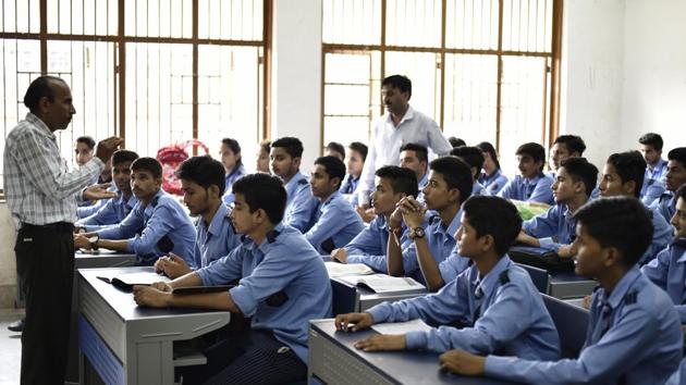 Come April, students studying in 24 government schools in the capital will be seen developing their “entrepreneurial mindsets” as part of the Delhi government’s Entrepreneurship Mindset Curriculum (EMC).(Photo by Burhaan Kinu/ Hindustan Times)(Burhaan Kinu/HT PHOTO)
